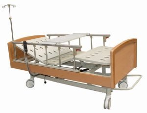 Electric vs Manual Hospital Bed: Which One Should You Buy?